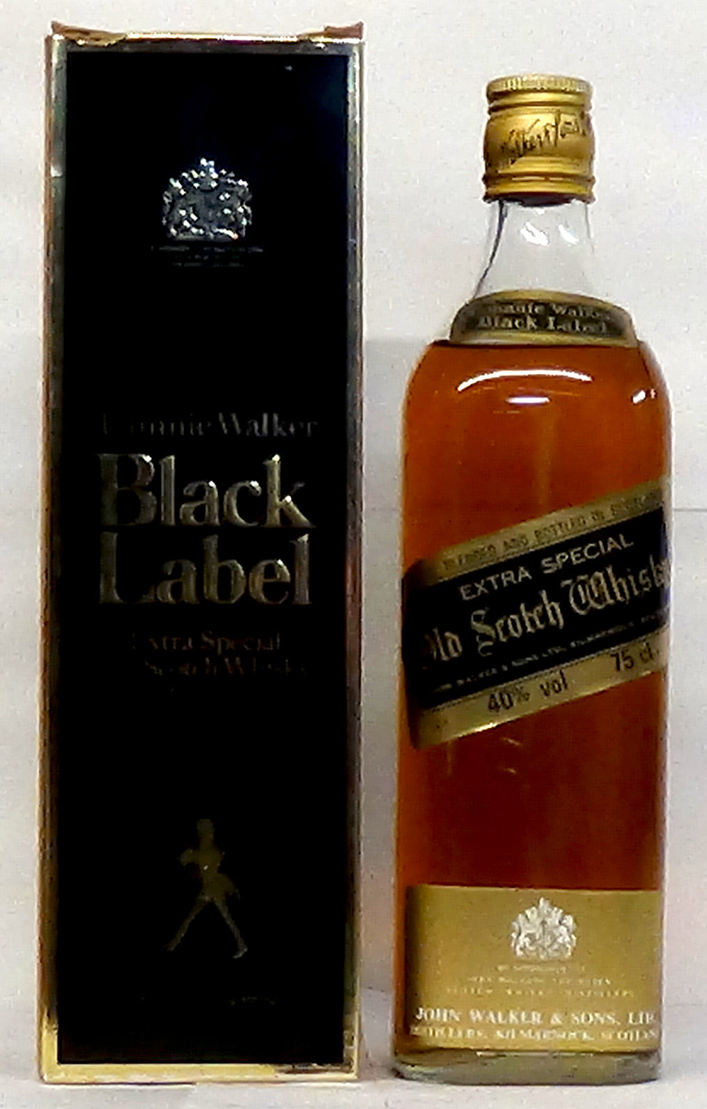 1980’s Johnnie Walker Extra Special Black Label 75cl