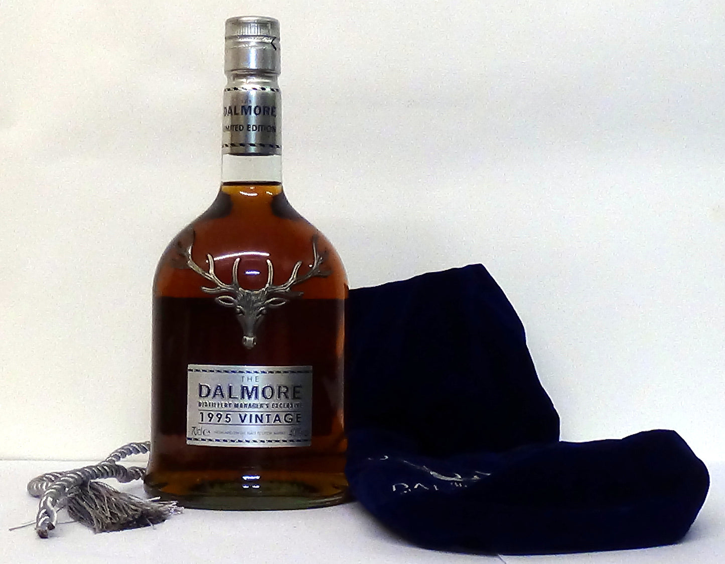 Dalmore 1995 Vintage Highland Single Malt Scotch Whisky, Limited Edition Manager's Exclusive, 70cl, 40% vol. In velvet bag .