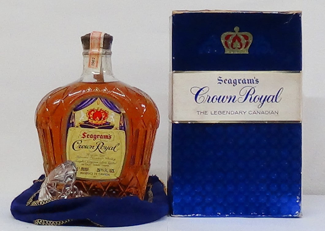 1962 Seagrams Crown Royal In Original Box and Glass Stopper Whisky Ca