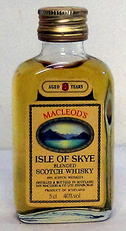1980s MacLeod's Isle of Skye Aged 8 Years 5cl