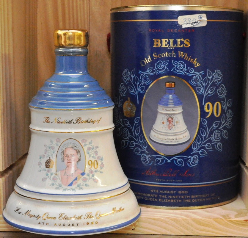 Bell's - Ceramic bell decanter - Blend - Queen Mother 1990 - 700 ml -