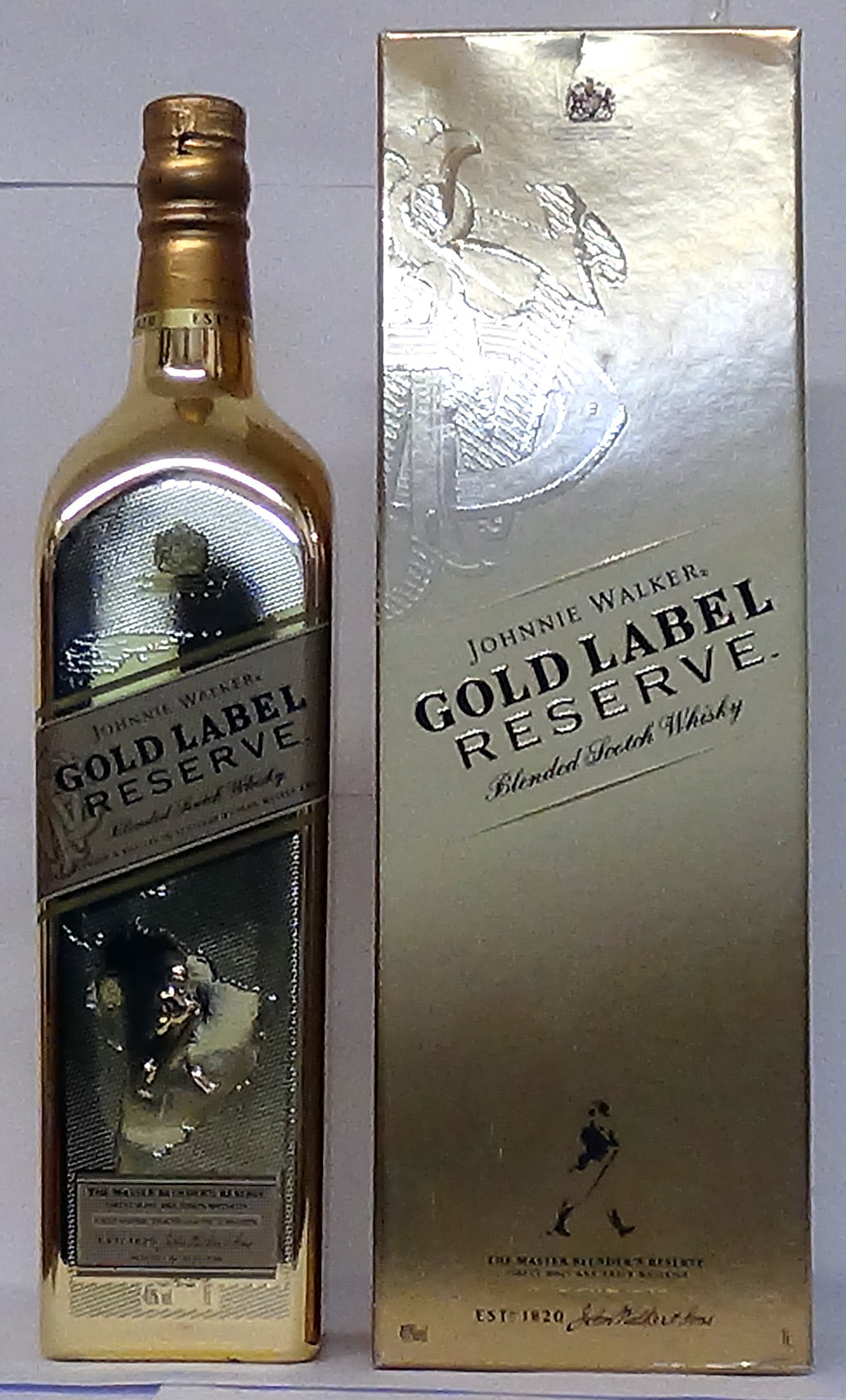 Johnnie Walker Gold Label Reserve Exclusive Travellers' Edition, 1 litre, 40% vol;