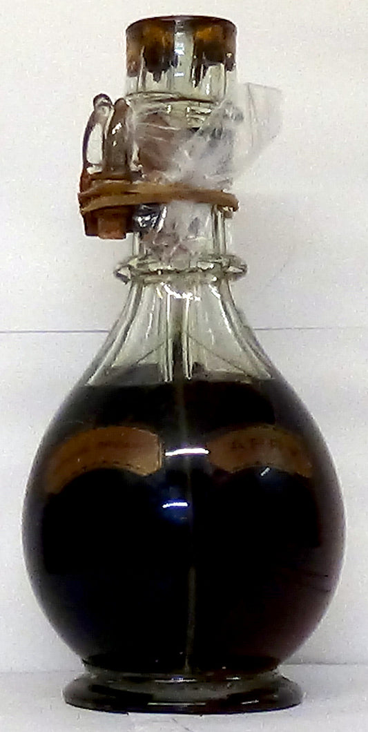 Marie Brizard & Roger – Vintage Four‑Compartmented Glass Liqueur Decanter