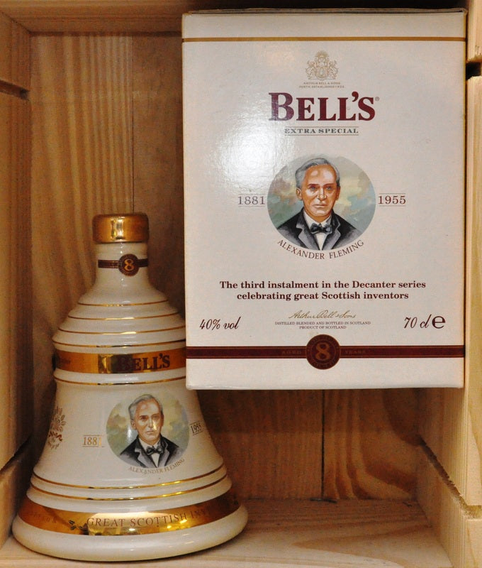 Bell's - Ceramic bell decanter - Blend - Alexander Fleming 2003 - 700 