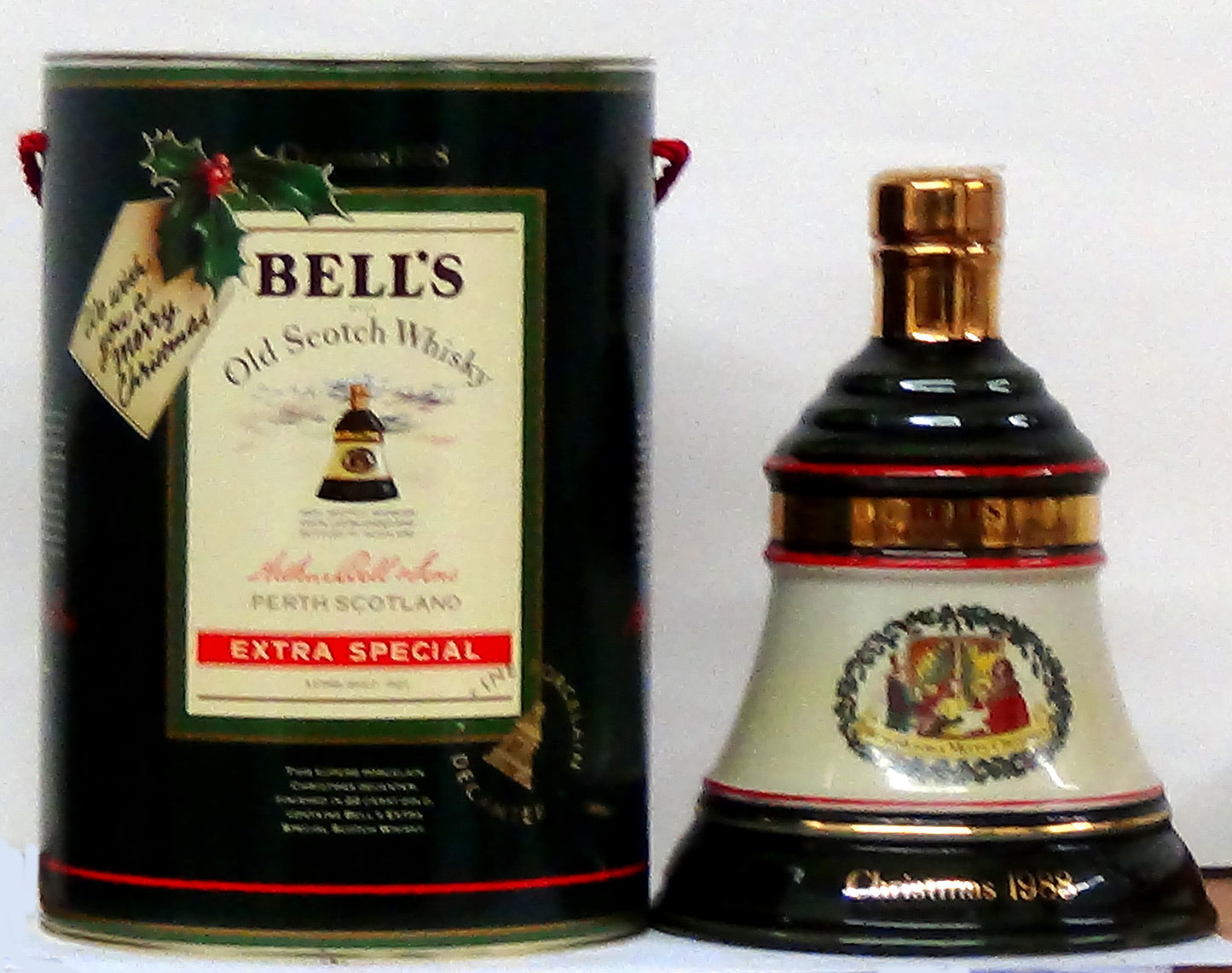 Bell's Christmas Decanter - 1988 - Whiskey - M&M Personal Vintners Ltd