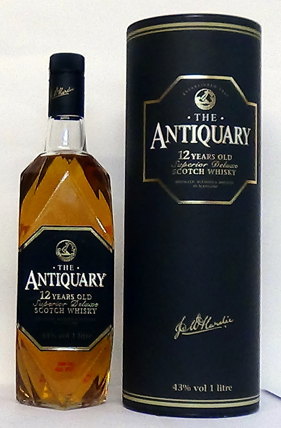 The Antiquary 12 Years Old 1980's Bottling 1 Liter 43% Abv