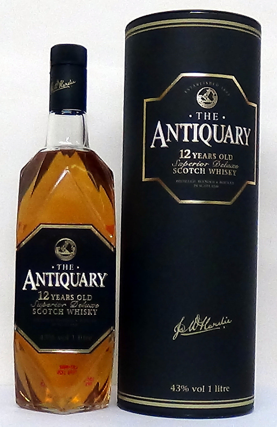 The Antiquary Years Old 1980's Bottling Liter 43% Abv